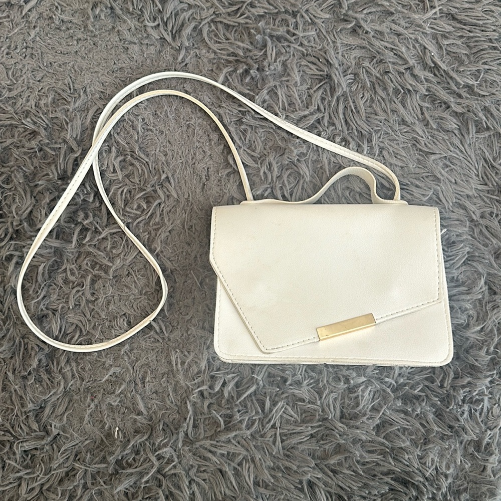 White crossover